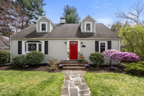 16 Stetson Way, Newton, MA 02468