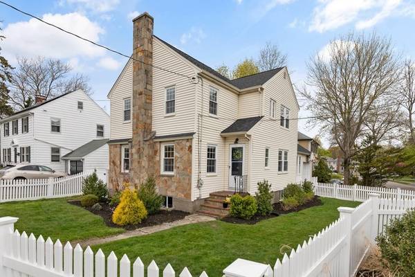 40 Squantum St, Milton, MA 02186