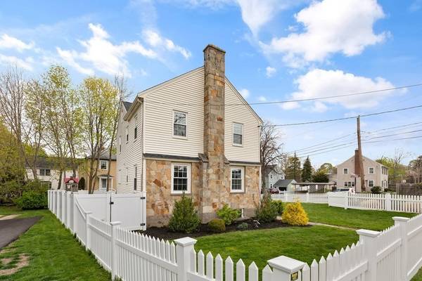 Milton, MA 02186,40 Squantum St