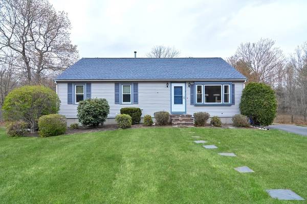 71 Andrea Ln, Taunton, MA 02780