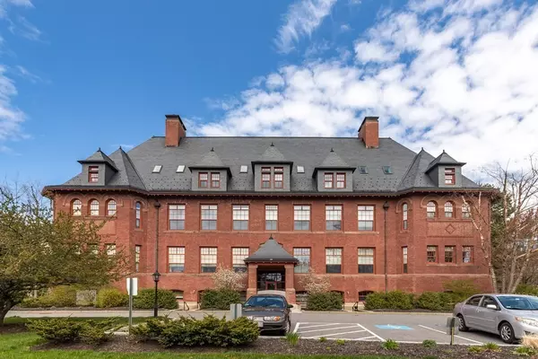 33 Forest Street #415, Lexington, MA 02421