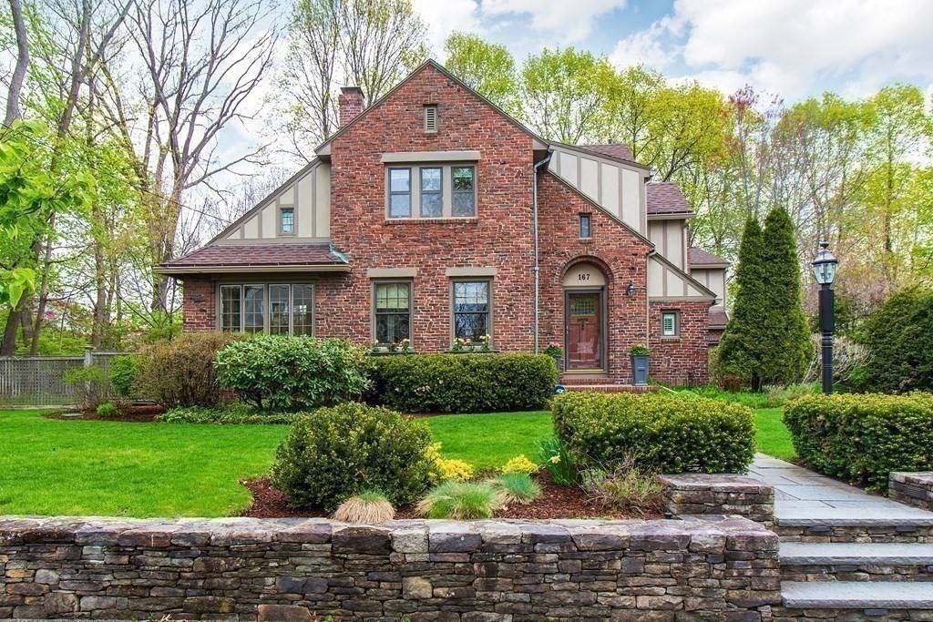 167 Nehoiden Rd., Newton, MA 02468