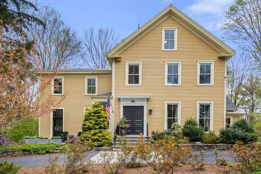 81 Charles River St, Needham, MA 02492