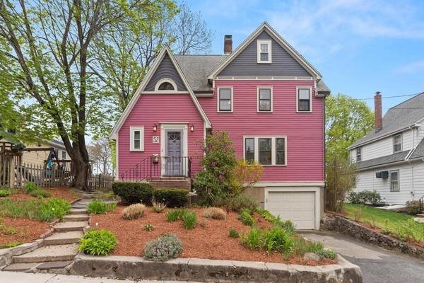 52 Hillsdale Rd, Arlington, MA 02476