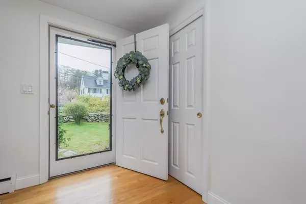 Southborough, MA 01772,24 Gilmore Rd