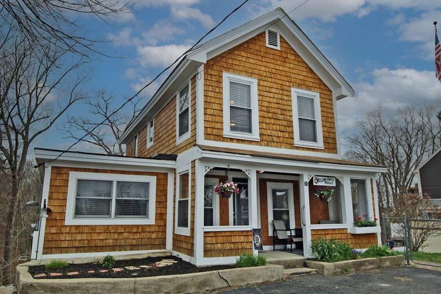 39 Montague Ave, Montague, MA 01347