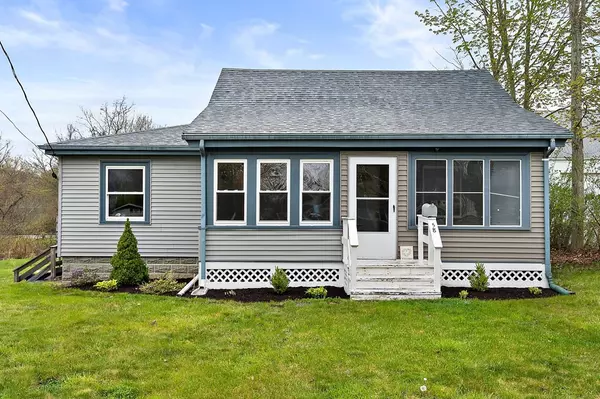 589 Bedford St, East Bridgewater, MA 02333