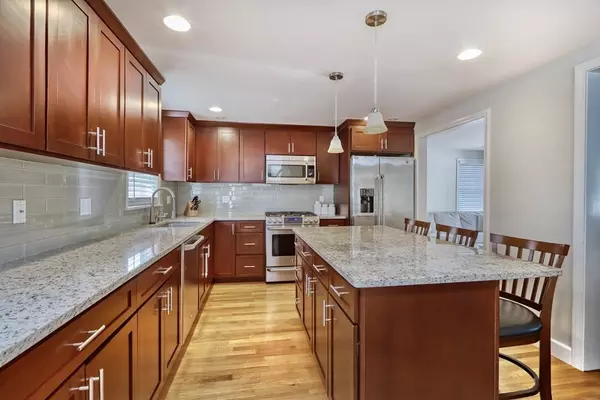 Stoneham, MA 02180,32 Cottage Street