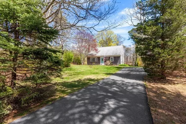 Brewster, MA 02631,34 Thousand Oaks Drive