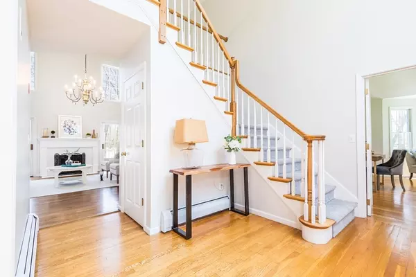 Southborough, MA 01772,10 Old Harry Road