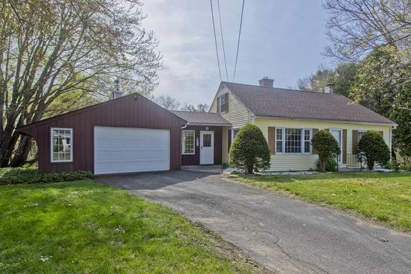 49 S Silver Ln, Sunderland, MA 01375