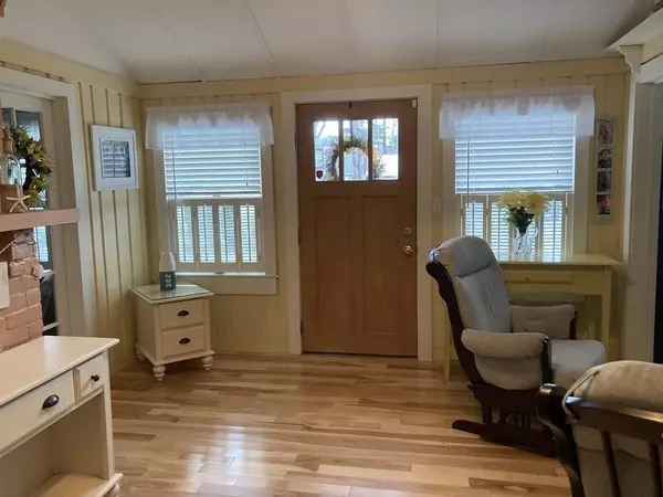 Wareham, MA 02571,25 Vernal Street