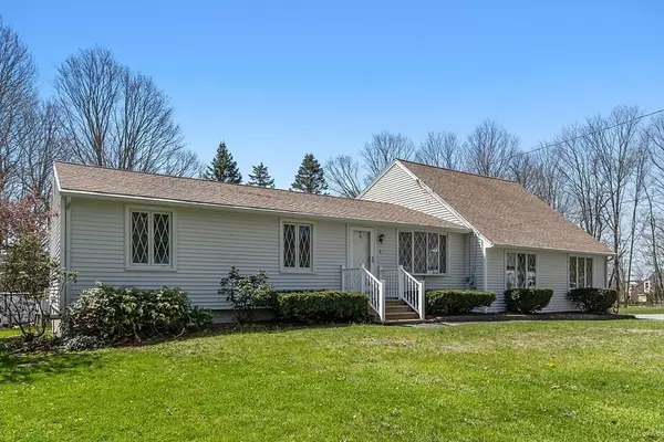 4 Lovett Rd, Oxford, MA 01540