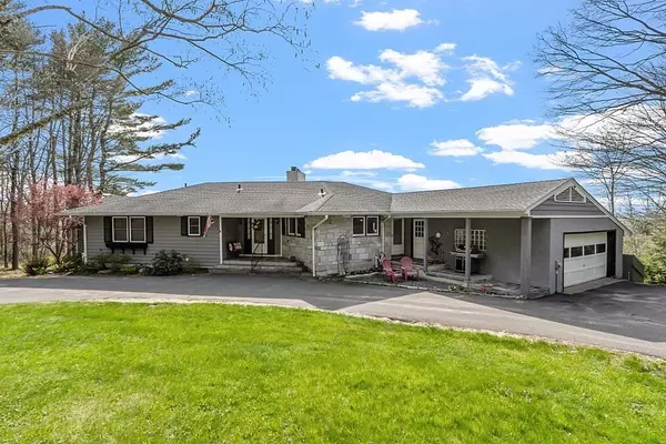 Pelham, MA 01002,49 Arnold Rd