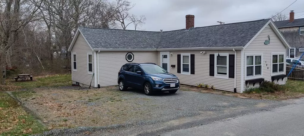 106 Circuit Ave, Wareham, MA 02571