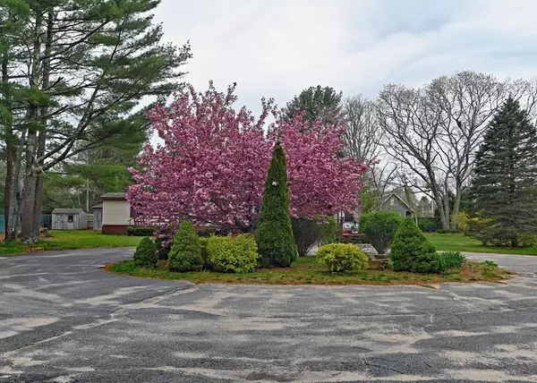 Wareham, MA 02571,4 Beverly's Way