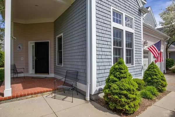 Norton, MA 02766,141 Godfrey Dr #141