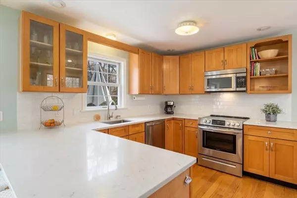 Falmouth, MA 02556,206 Waterside Drive