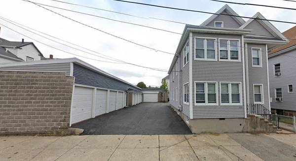 209 Tinkham, New Bedford, MA 02746