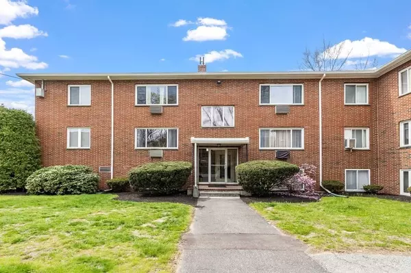 Woburn, MA 01801,2 Albert Drive #1