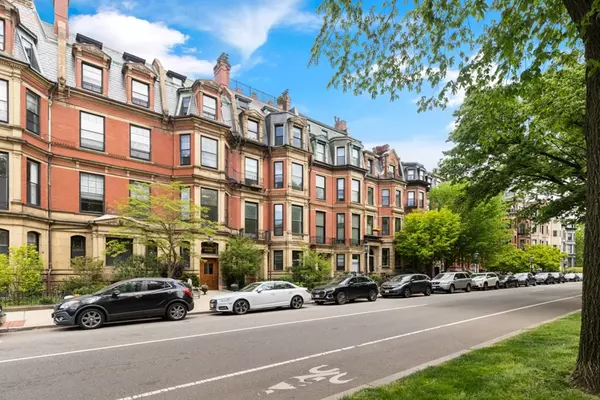 135 Commonwealth Avenue #6, Boston, MA 02116