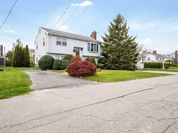 50 Tupper Ave, Sandwich, MA 02563