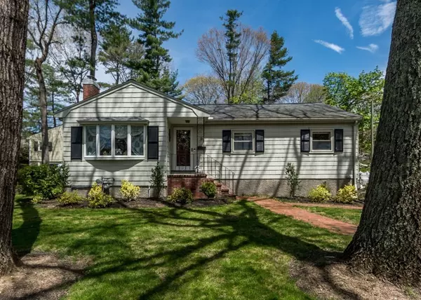 11 Mayfair Street, Norwood, MA 02062