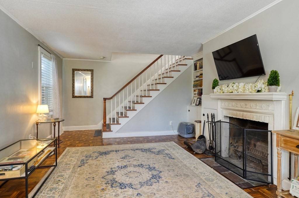Worcester, MA 01603,18 Friedel Street