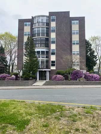 500 Willard St #504, Quincy, MA 02169