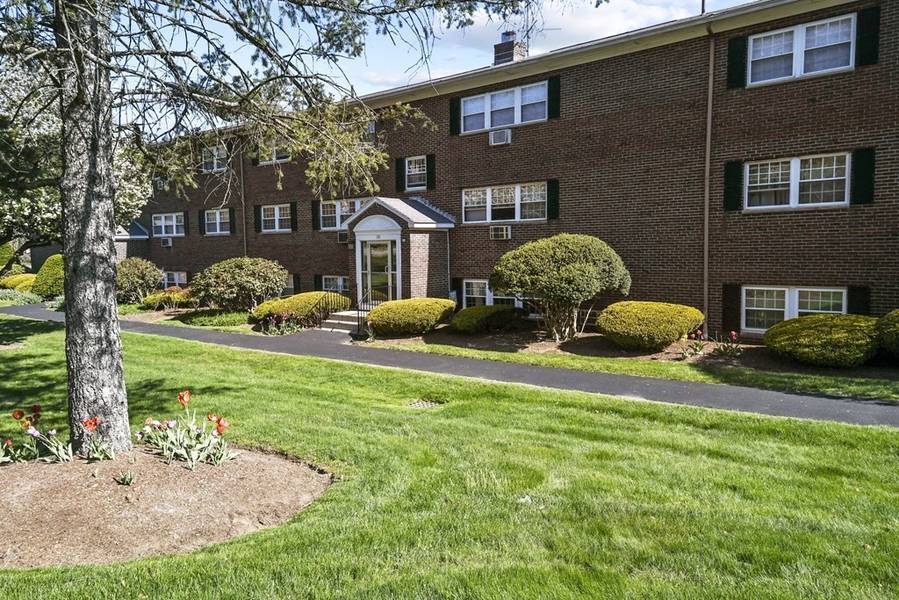 151 Milk Street #5, Westborough, MA 01581