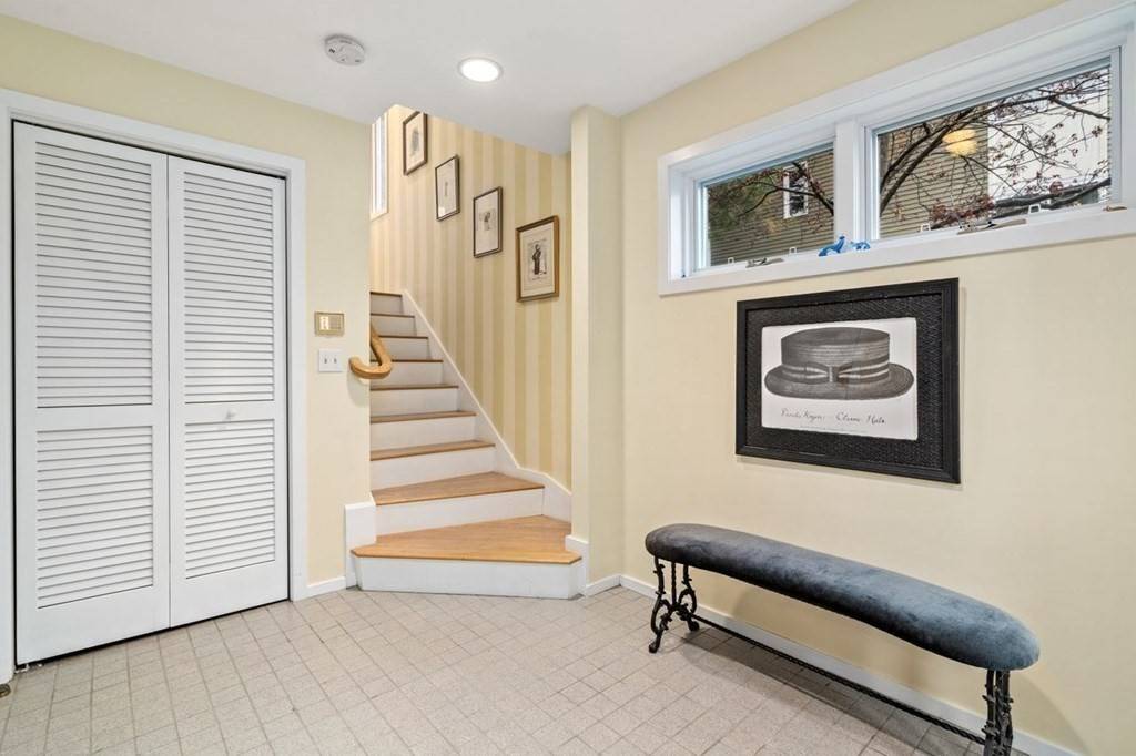 Newton, MA 02458,232 Kenrick Street #232