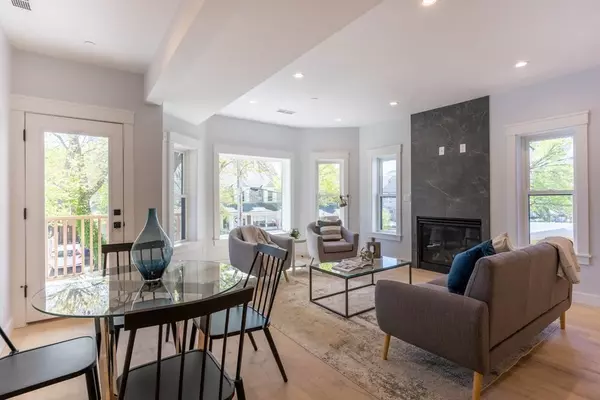 82B Willow Ave #B, Somerville, MA 02144