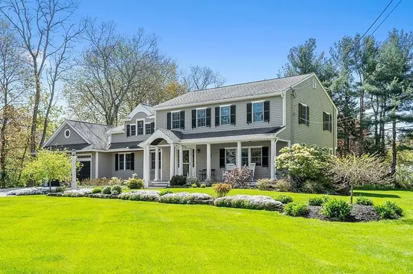 537 Barretts Mill Rd, Concord, MA 01742