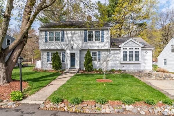 25 Stratford Rd, Natick, MA 01760