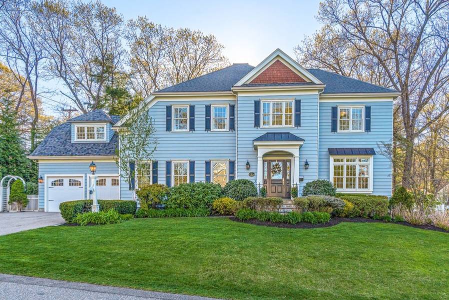 2 River Glen Rd, Wellesley, MA 02481