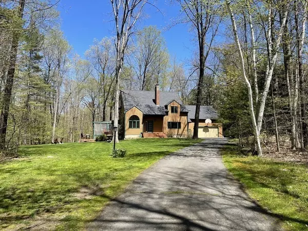 24 Birch Lane, Northampton, MA 01062