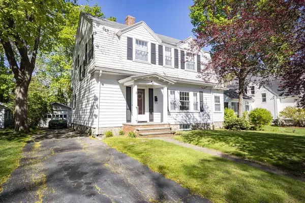 5 Marion Ave, Norwood, MA 02062