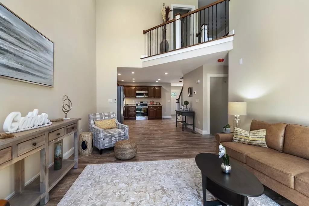 Agawam, MA 01001,1 Sabrina Way #A