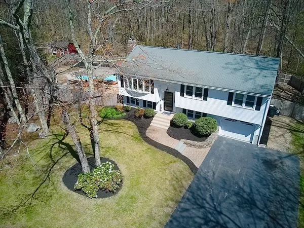 Milford, MA 01757,14 Bradford Rd