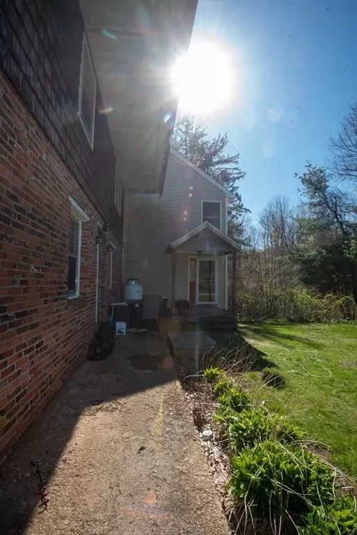 Barre, MA 01005,529 Valley Rd