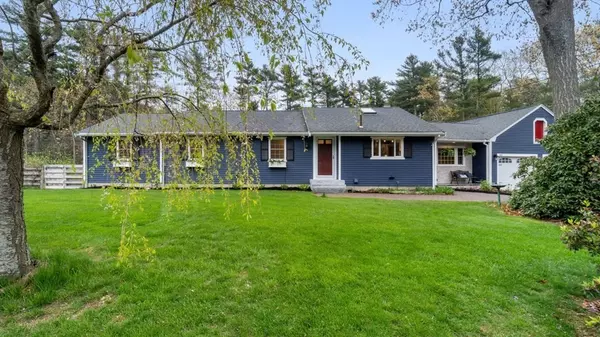 169 Delorenzo Dr, Duxbury, MA 02332