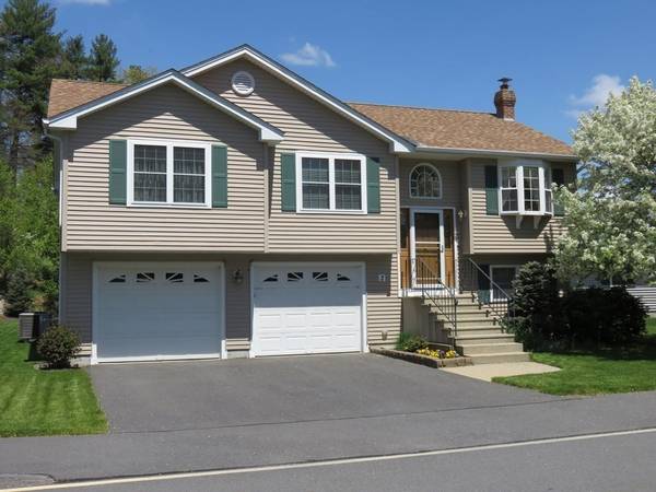 2 Elizabeth Drive #49A, Northborough, MA 01532