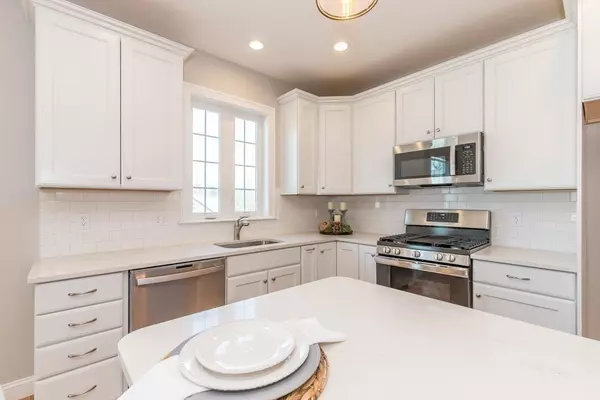 Groton, MA 01450,100 Hummingbird Lane #A