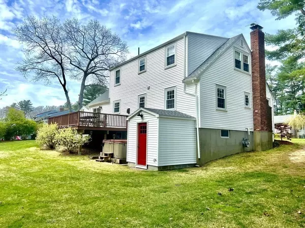 Abington, MA 02351,20 Barry Rd