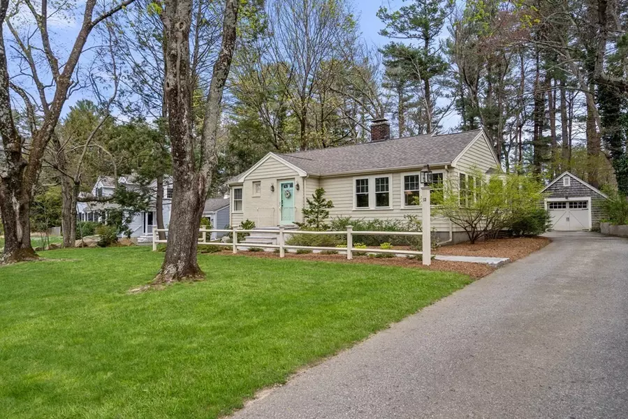 13 Rich Valley Road, Wayland, MA 01778