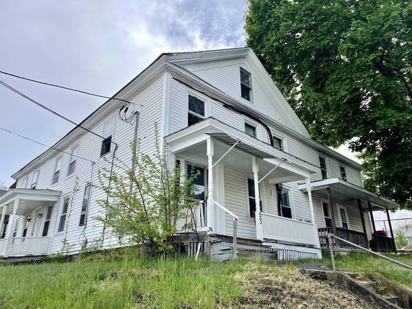 51 Pleasant St, Ware, MA 01082