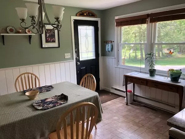 Agawam, MA 01001,11 Grant St