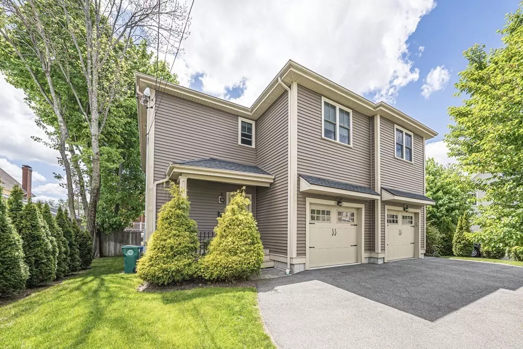 Newton, MA 02458,23 Cook St #23