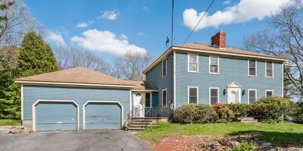 34 Chipper Hill Rd, Northbridge, MA 01534