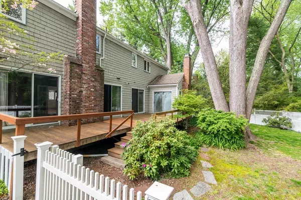 Lexington, MA 02421,14 John Poulter Rd